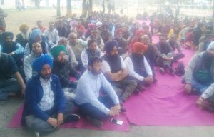Read more about the article ਅਧਿਆਪਕਾਂ ਦੇ ਸੰਘਰਸ਼ ਵਿੱਚ ਕਾਂਗਰਸ ਸਰਕਾਰ ਖਿਲਾਫ਼ ਗੱਜੇ ਵੱਖ ਵੱਖ ਸਿਆਸੀ ਪਾਰਟੀਆਂ ਦੇ ਆਗੂ