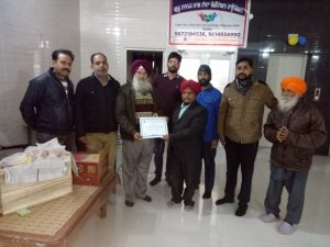 Read more about the article ਹਿਊਮੈਨਿਟੀ ਕੇਅਰ ਕਲੱਬ ਹੁਸ਼ਿਆਰਪੁਰ ਦੀ ਟੀਮ ਨੇ ਬਿਰਧ ਆਸ਼ਰਮ ਦੇ ਬਜ਼ੁਰਗਾਂ ਨਾਲ ਸਮਾਂ ਬਤੀਤ ਕਰਕੇ ਮਨਾਇਆ ਕ੍ਰਿਸਮਸ ਦਾ ਤਿਓਹਾਰ
